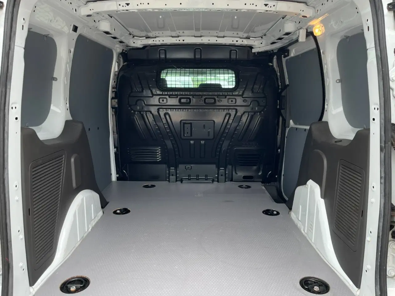 Billede 10 - Ford Transit Connect 1,5 TDCi 100 Trend kort