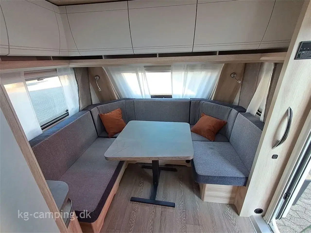 Billede 6 - 2026 - Hobby De Luxe 460 LU   Ny 2026 model fra HOBBY med enkeltsenge - Kan opvejes til 1500 kg.