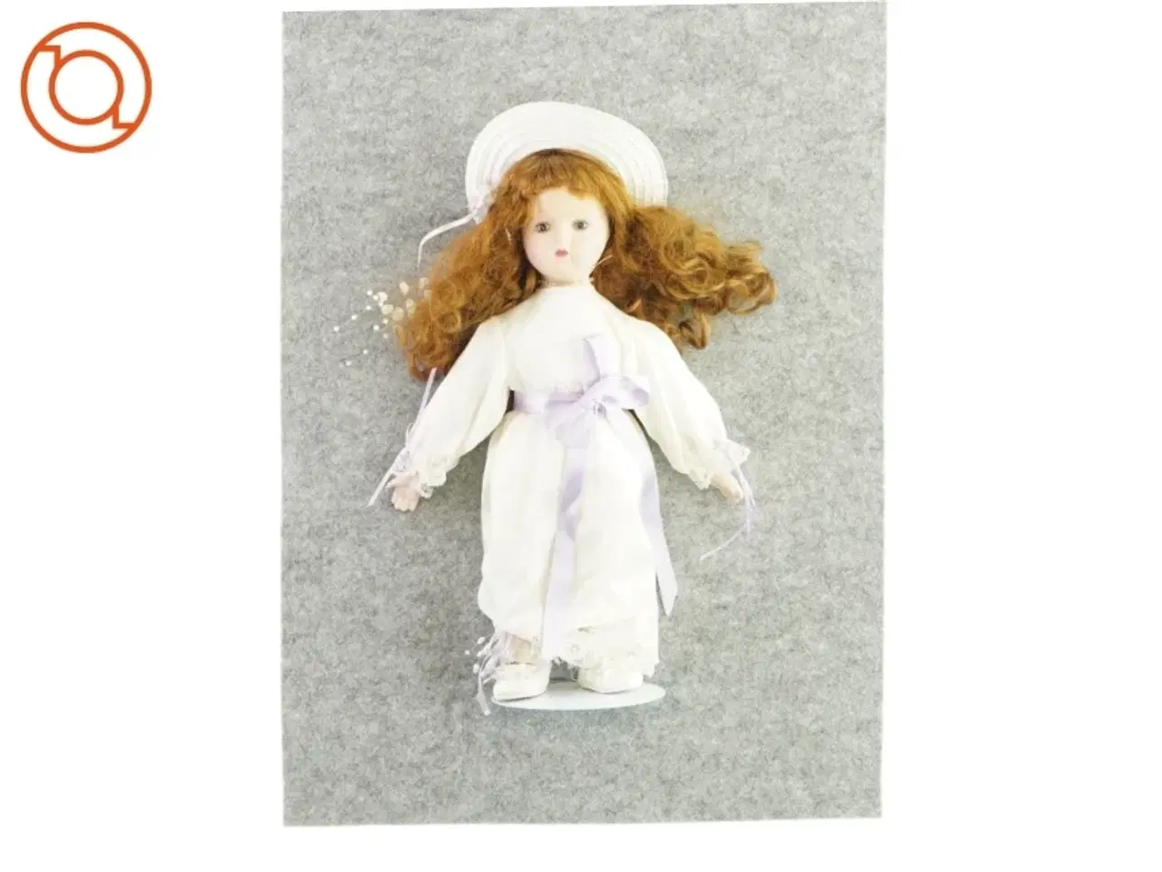 Billede 1 - Pocelæns dukke på stativ