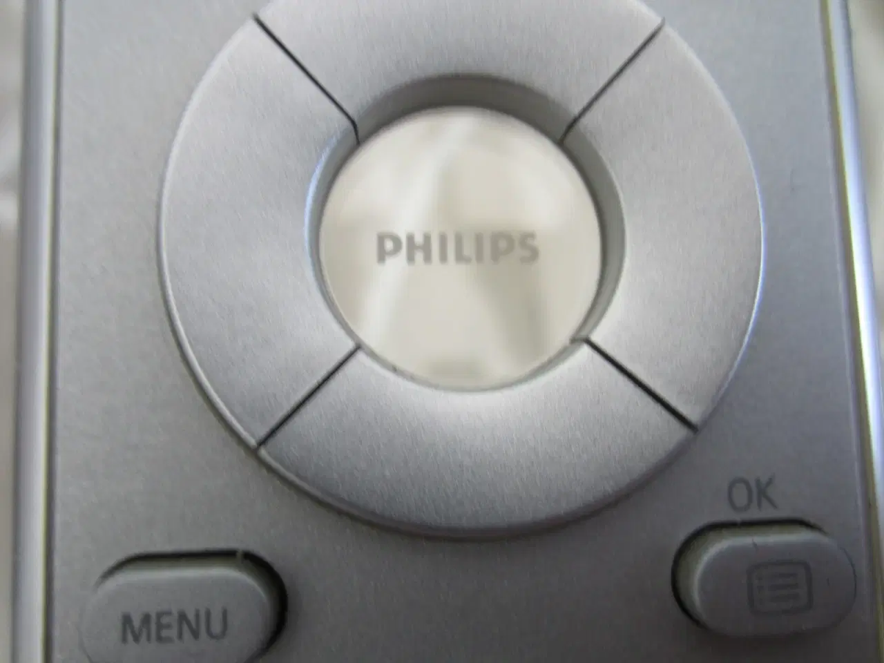 Billede 4 - PHILIPS fjernbetjening til Philips TV, DVD og AUX