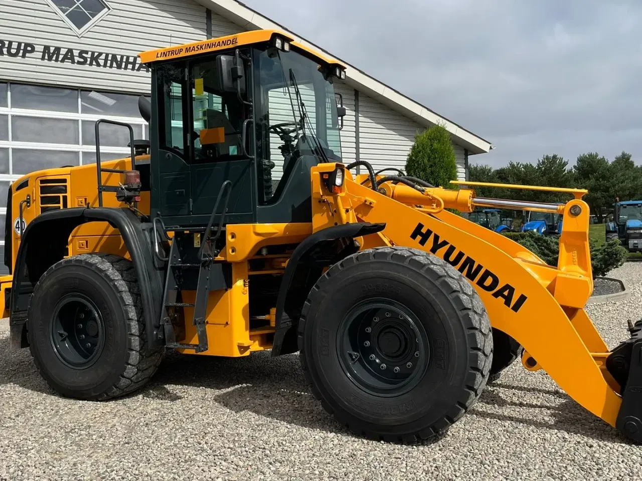 Billede 16 - Hyundai 757-9A XTD med lang-arm. En-ejeres maskine med Lock-UP.