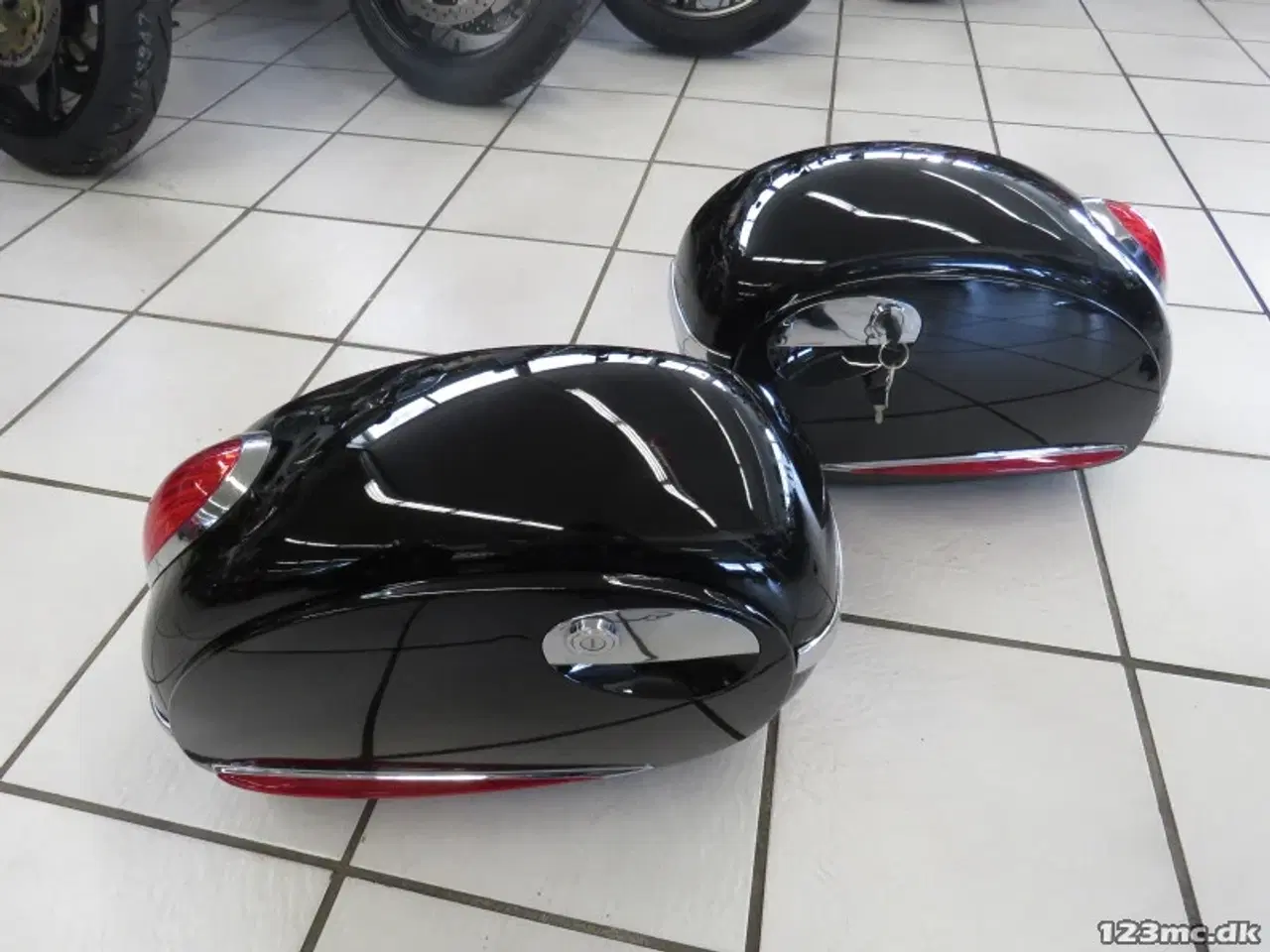 Billede 1 - TASKESÆT TOURING 33 LITER