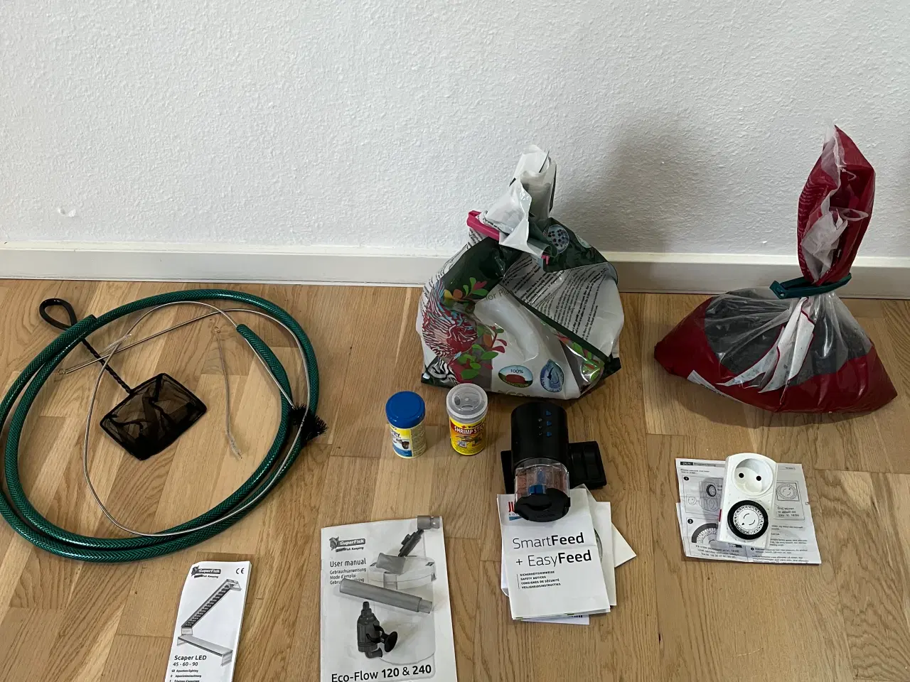 Billede 7 - 60L akvarium med møbel + pumpe 