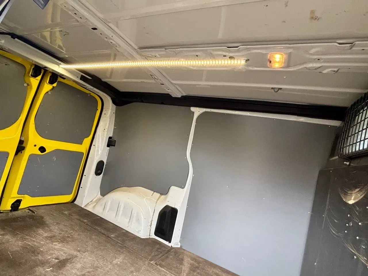 Billede 10 - Peugeot Expert 2,0 BlueHDi 120 L2 Plus Van