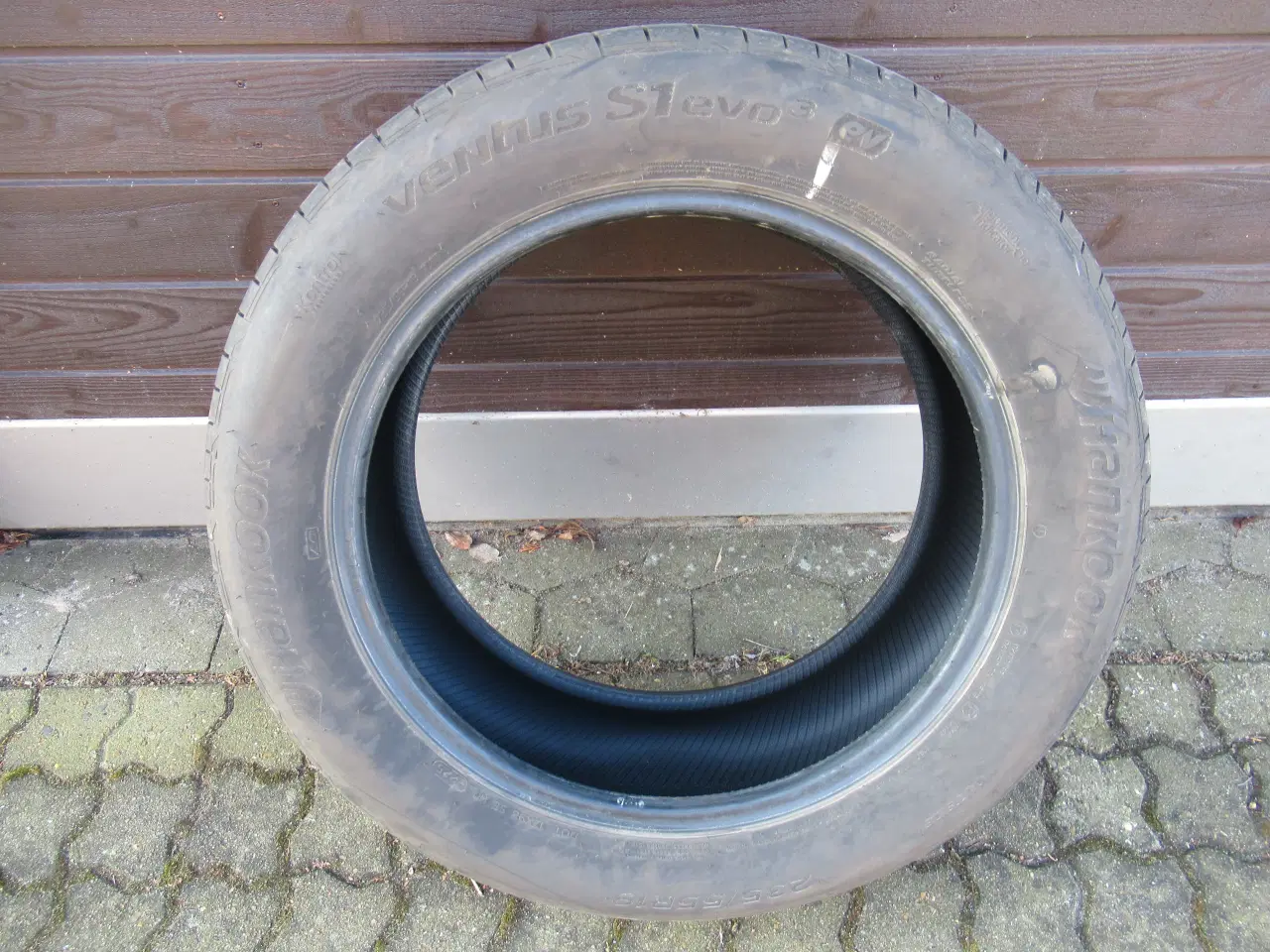 Billede 2 - Sommerdæk 235/55R19 