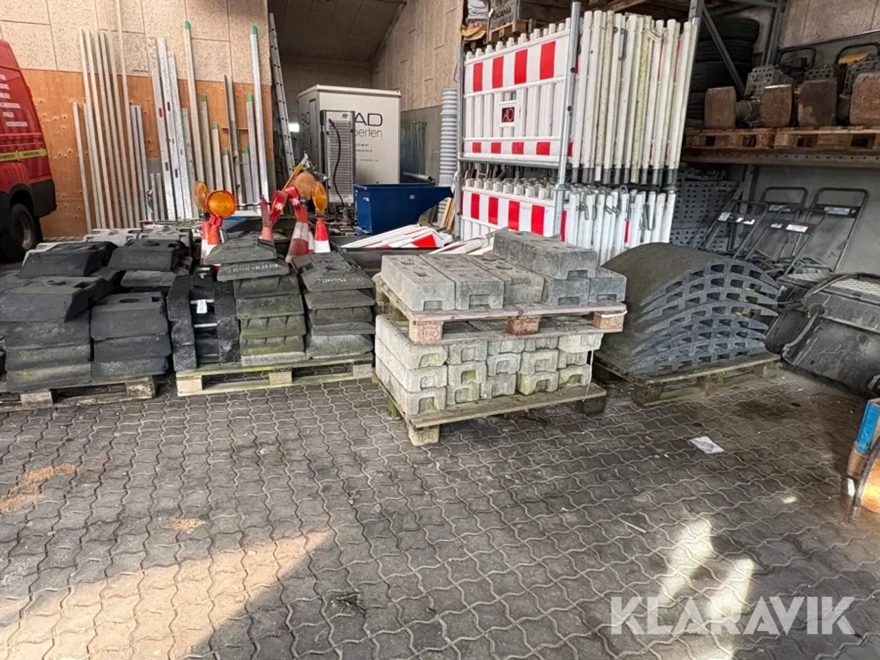 Billede 4 - Trafikafspærrings Lot