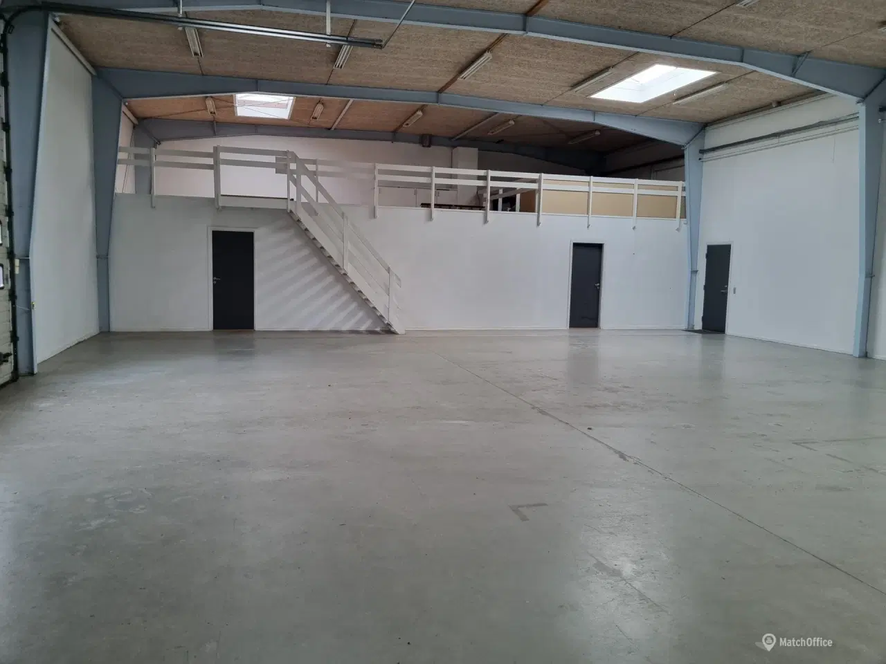 Billede 4 - Erhvervslejemålet udlejes!