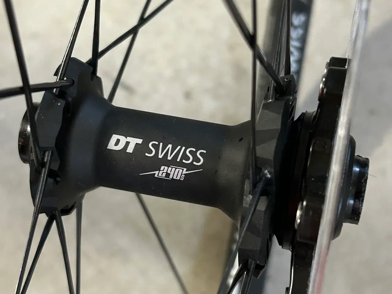 Billede 1 - Dt Swiss 1400