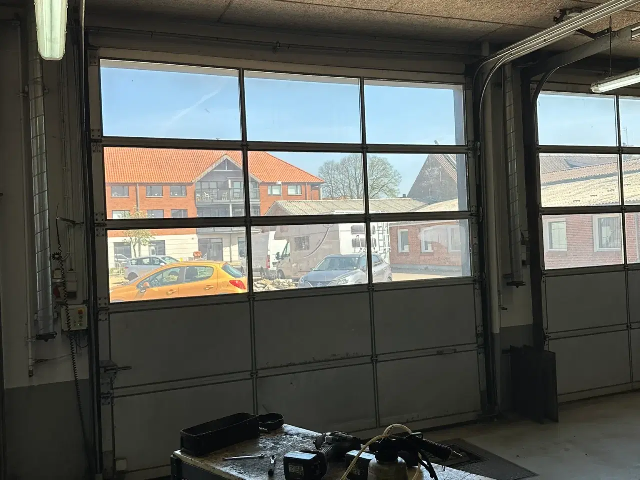 Billede 9 - værksteds / ledhejseporte