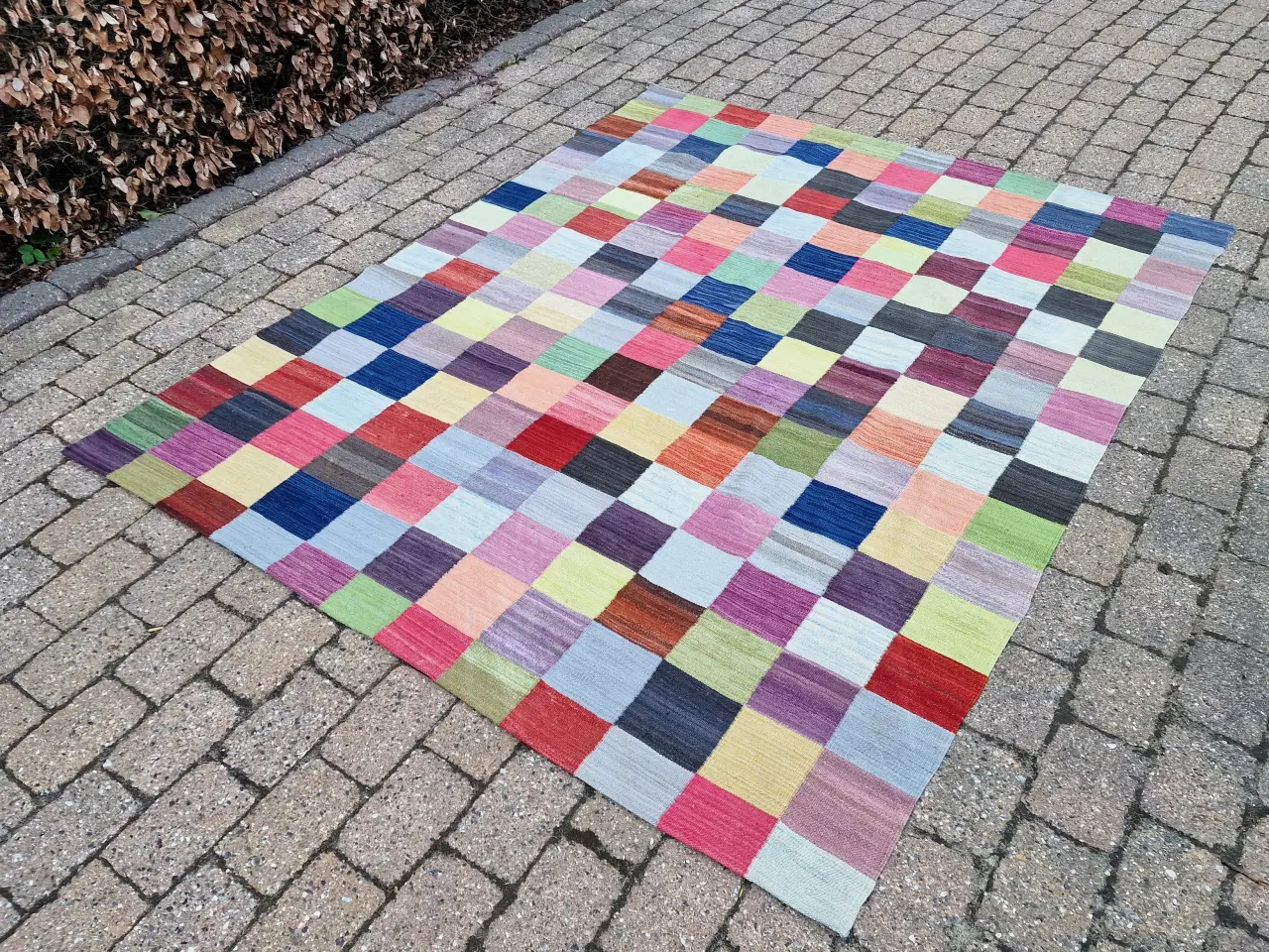 Billede 2 - Flot stort kelim tæppe.