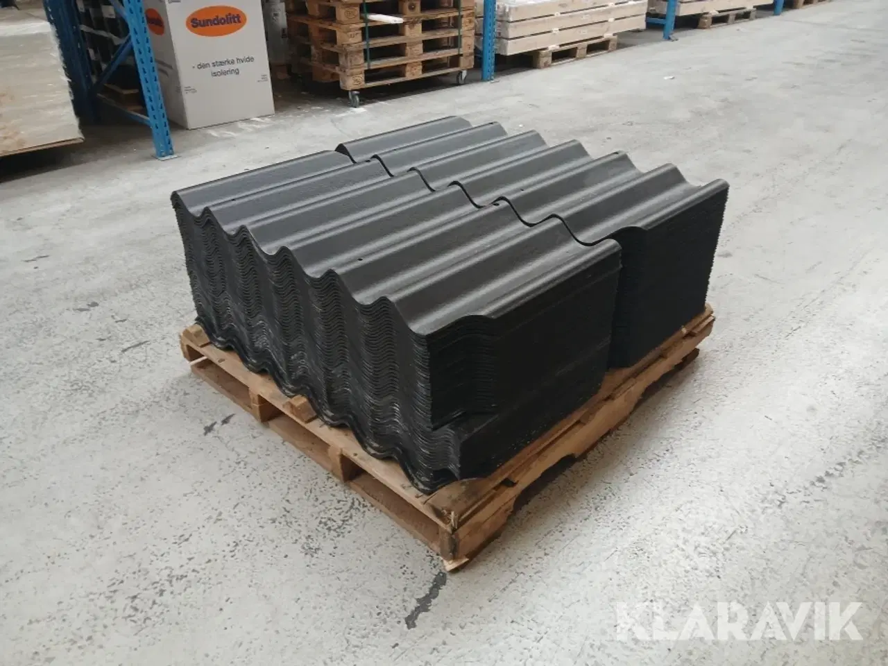 Billede 1 - Tagplader B7 bølgeplade sort Swisspearl/Cembrit B7 Enkelte skadet