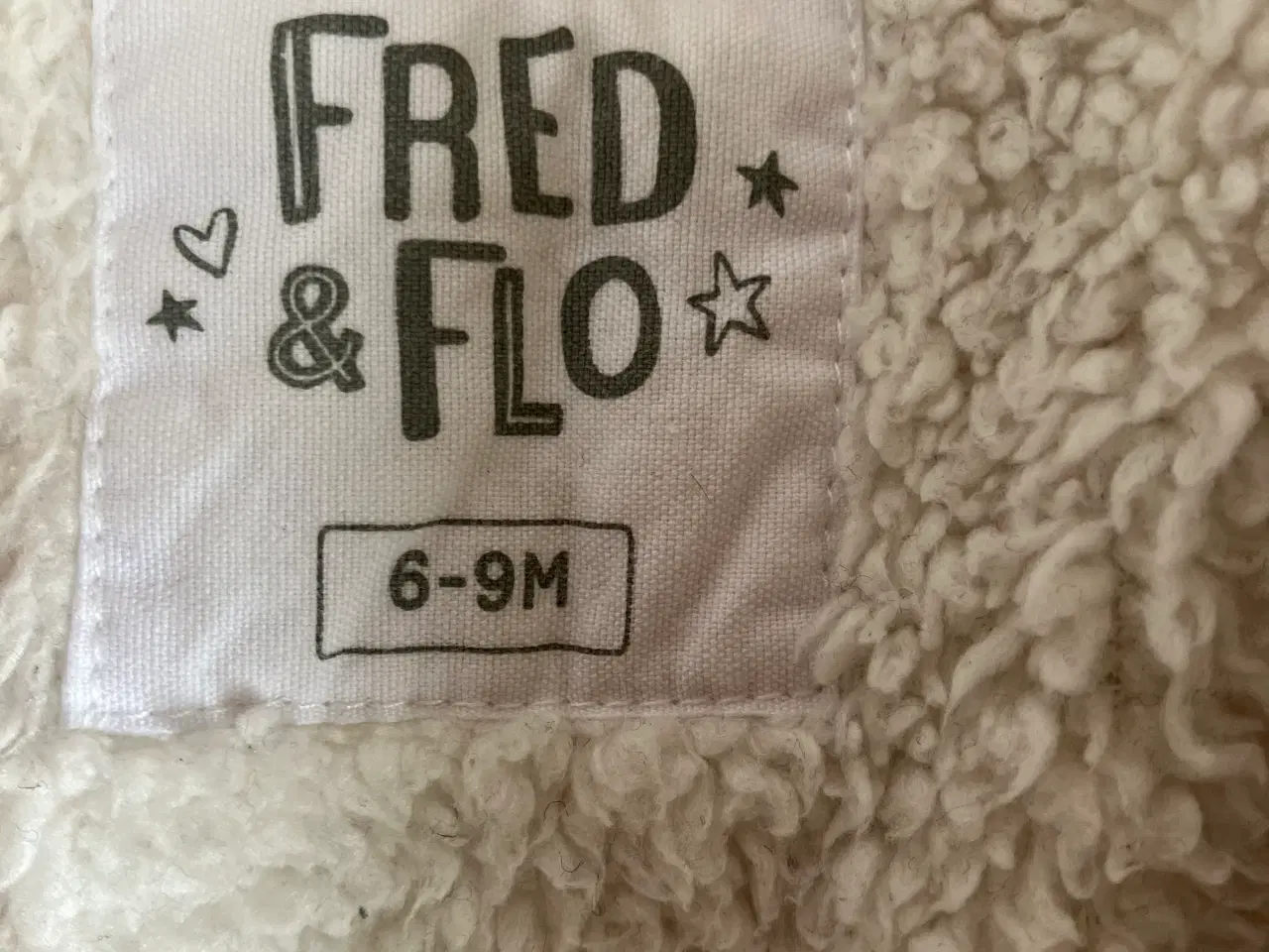 Billede 2 - Flyverdragt fra Fred&Flo str. 6-9 mdr