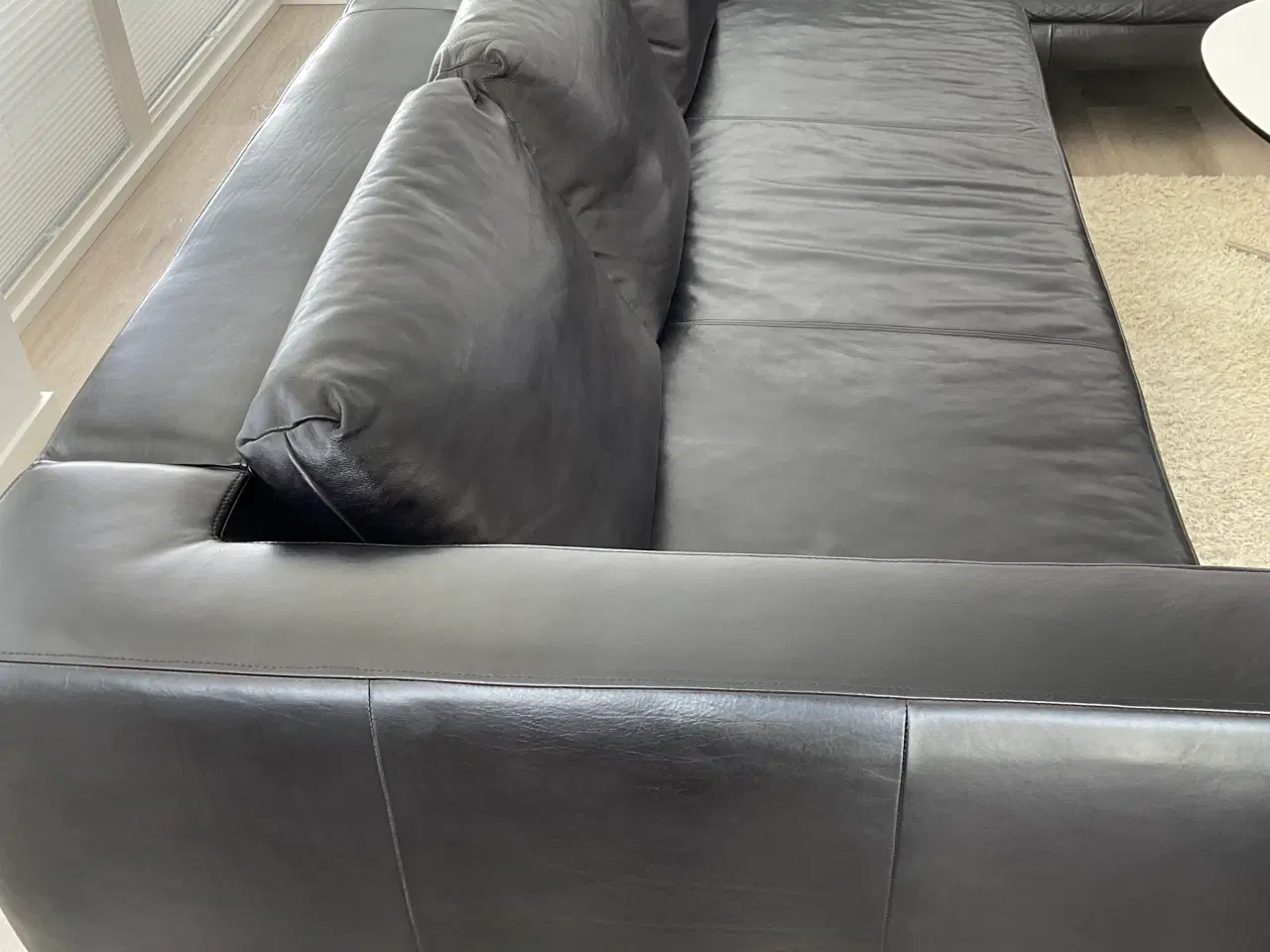 Billede 3 - Sort designer loungesofa