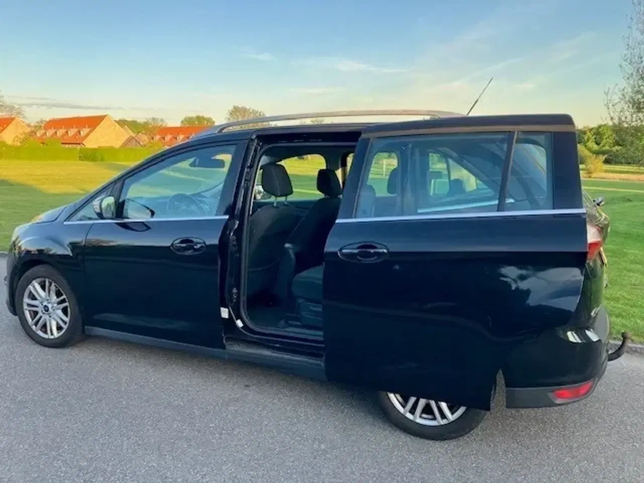 Billede 3 - Ford Grand C-MAX 1,0 SCTi 100 Titanium