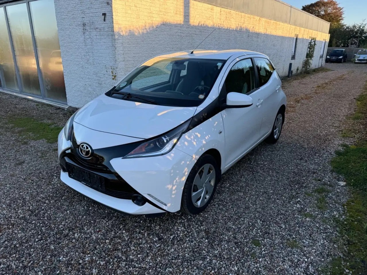 Billede 1 - Toyota Aygo 1,0 VVT-i x-black II