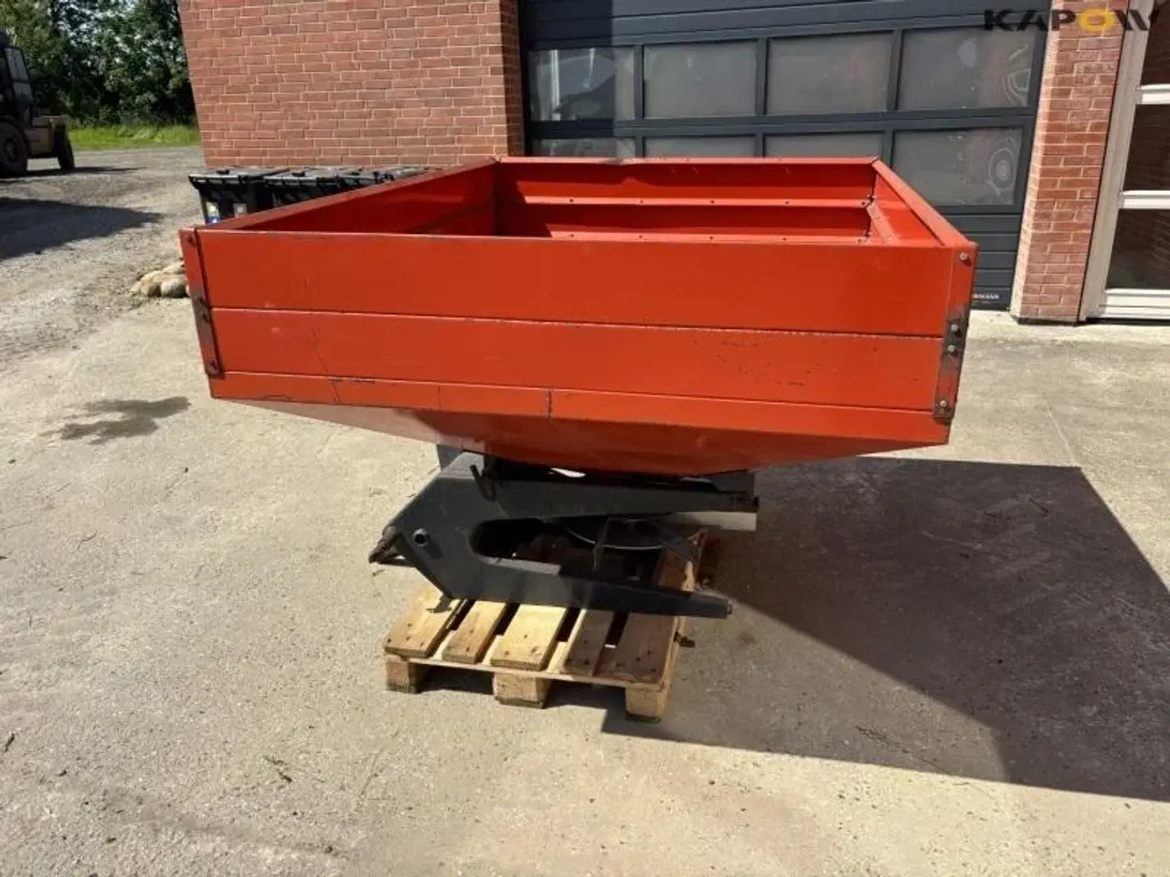Billede 8 - Nordsten Gødningsspreder