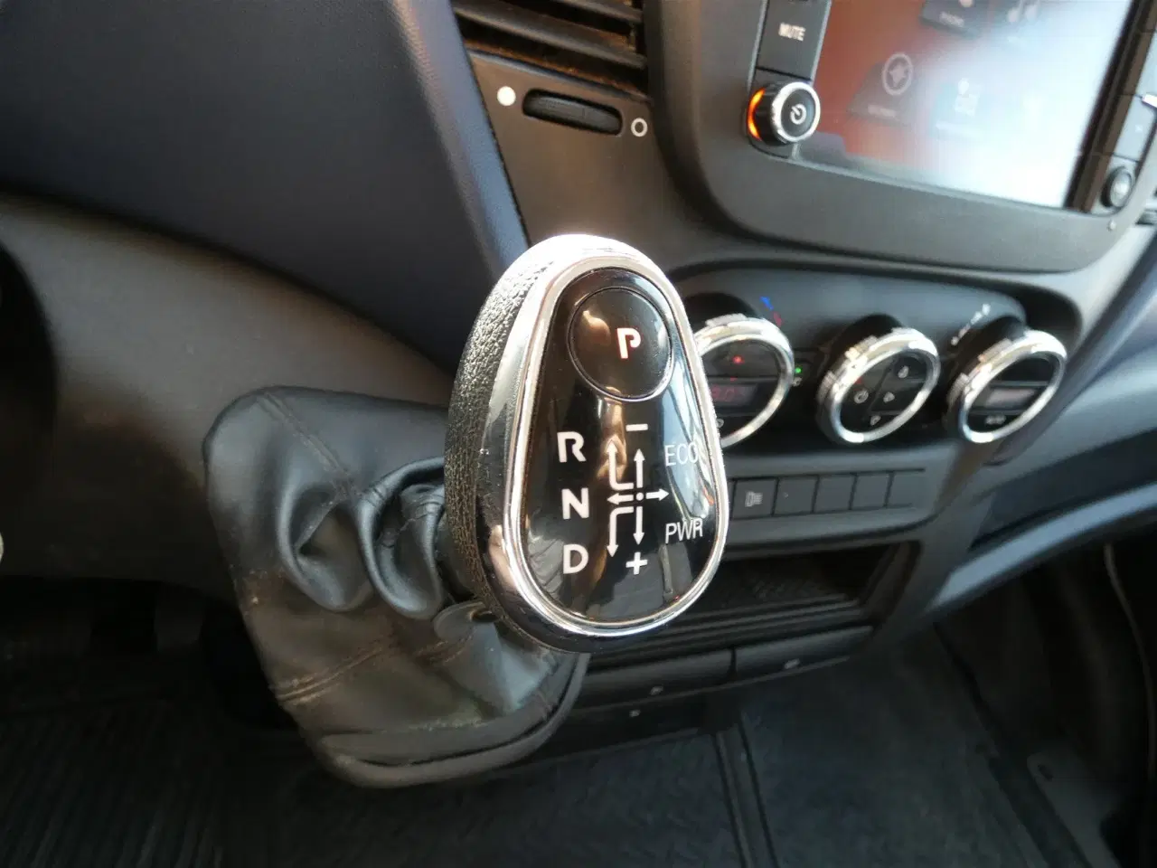 Billede 12 - Iveco Daily 35S16 12m3 2,3 D Hi-Matic 156HK Van 8g Aut.