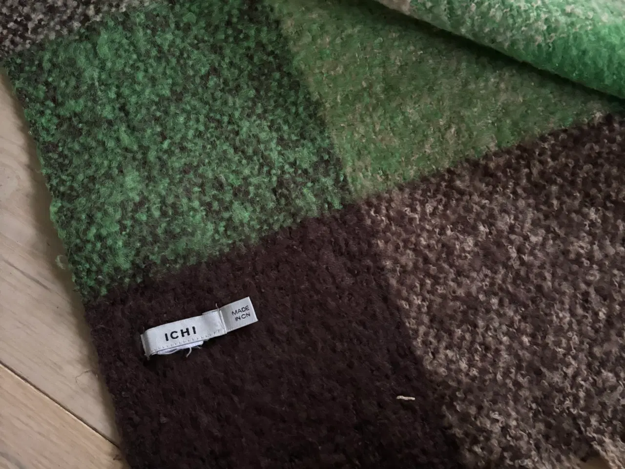 Billede 3 - Ny Flot, blød stort halstørklæde