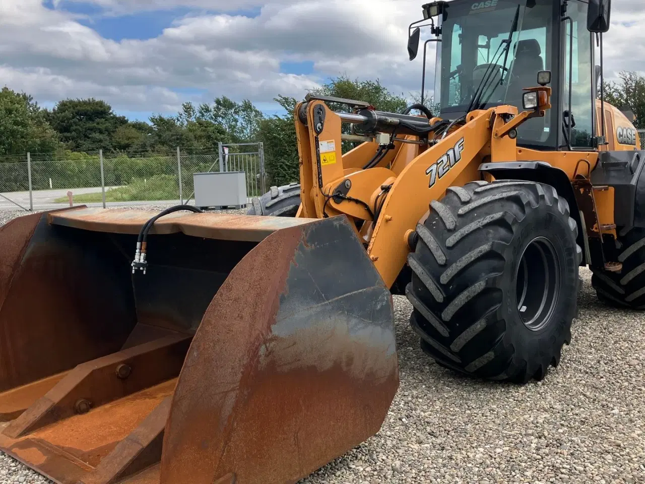 Billede 15 - Case 721 F enejers velholdt!
