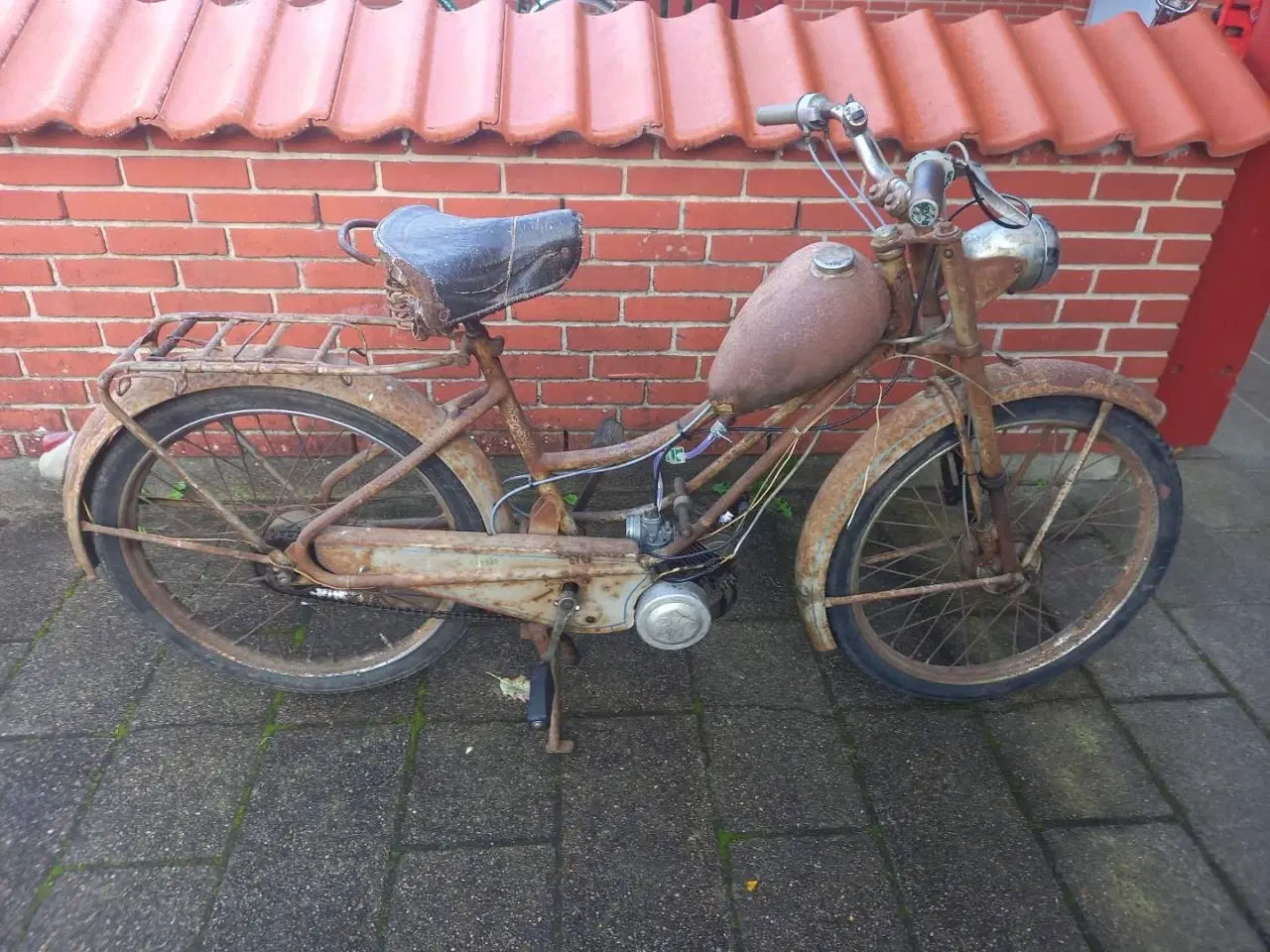 Billede 2 - Taarnby knallert 