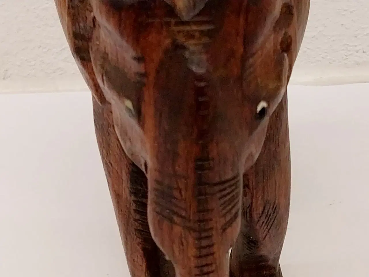 Billede 4 - Elefant i mørkt træ