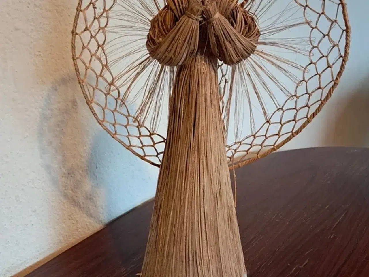 Billede 1 - Engel i strå