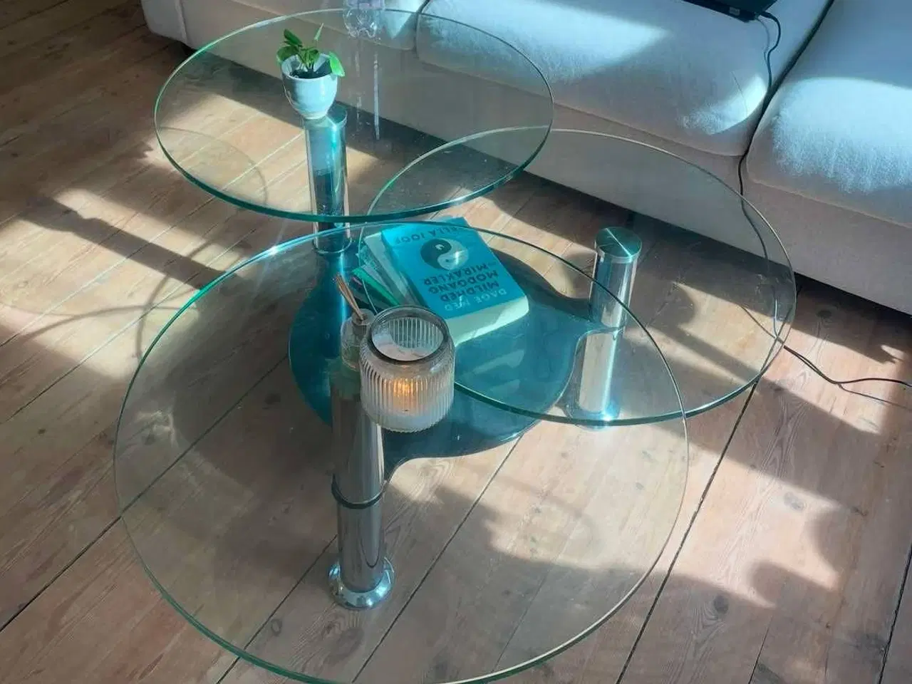 Billede 1 - Unikt glasbord med 3 plader 