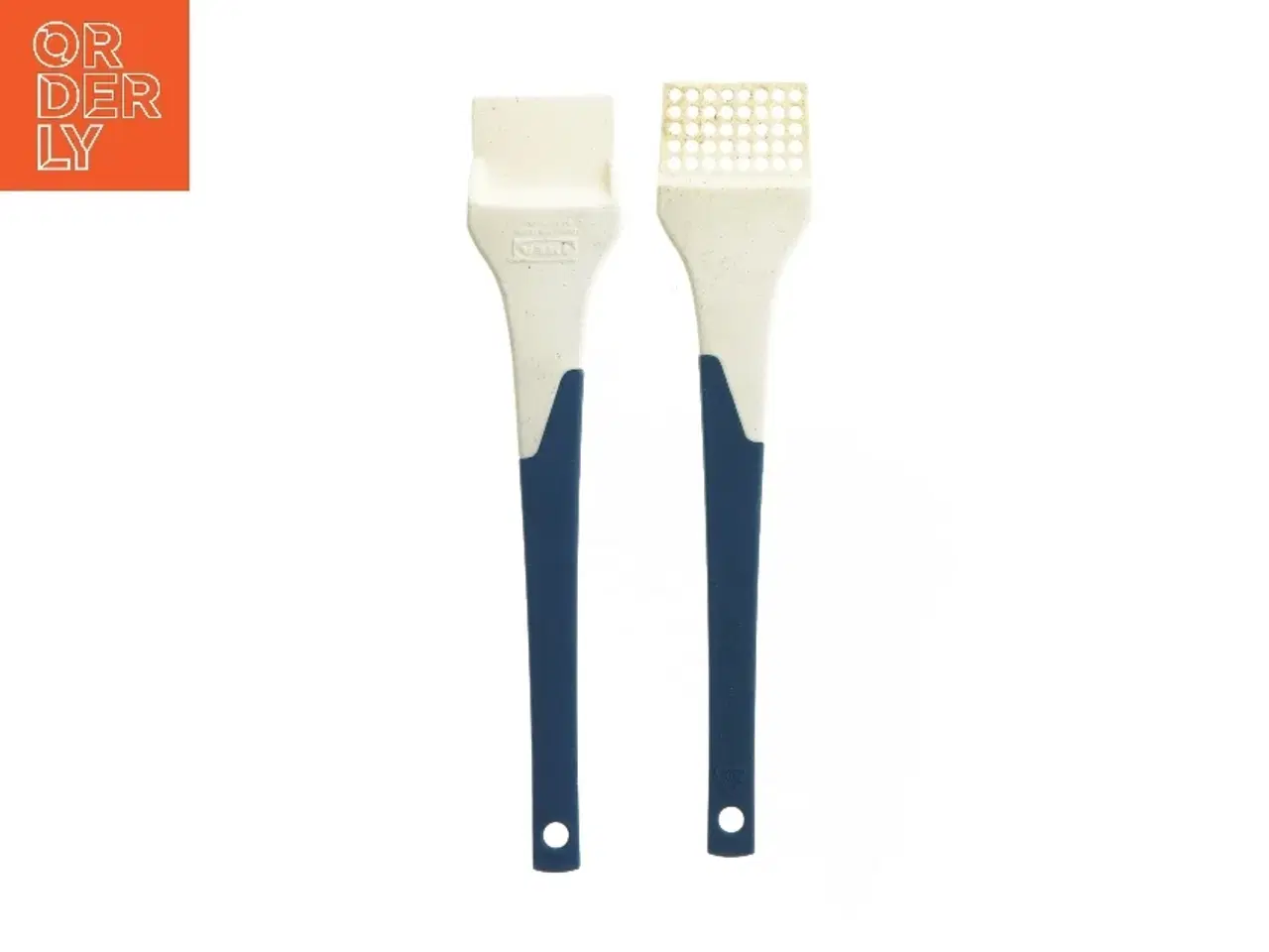 Billede 1 - Skraber og grillbørste fra IKEA (str. 25 cm)