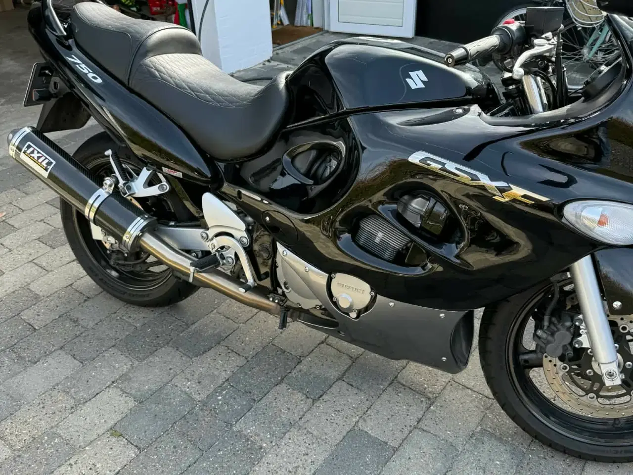 Billede 5 - Flot mc sælges gsx 750 f