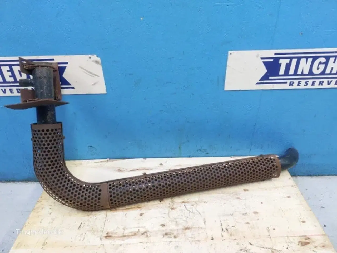Billede 10 - New Holland 8160 Udstødningsrør 82020110