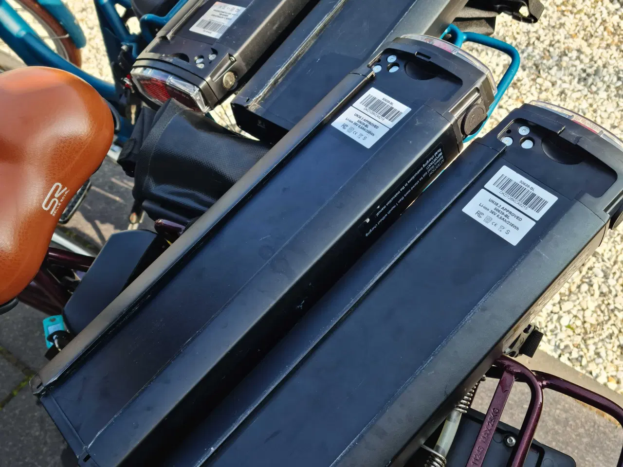 Billede 3 - To elcykler med ekstrabatterier og cykeltasker