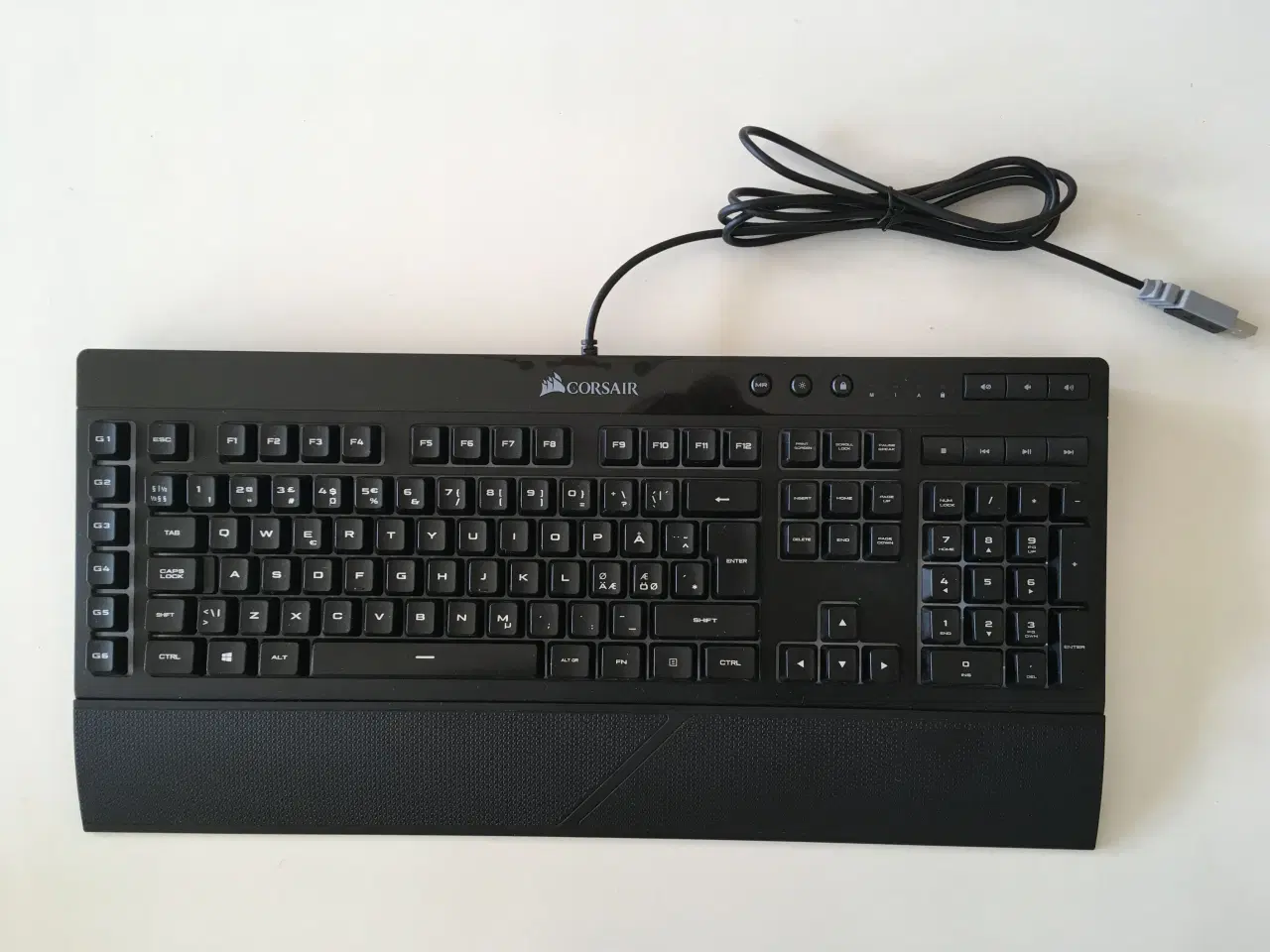 Billede 3 - Corsair K55 (Gaming Tastatur)