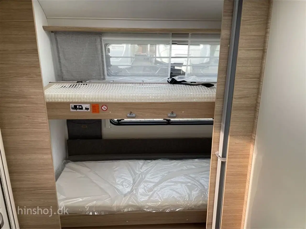 Billede 4 - 2024 - Fendt Bianco Activ 550 KMG   Lækker køjevogn med enkeltsenge fra Hinshøj Caravan.