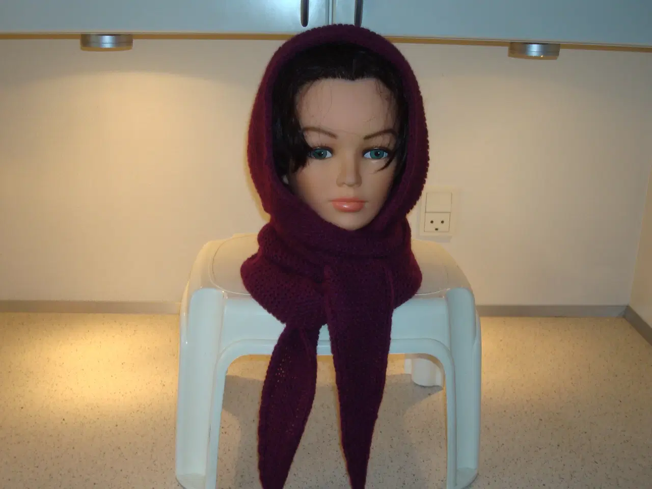 Billede 1 - Hue med tørklæde