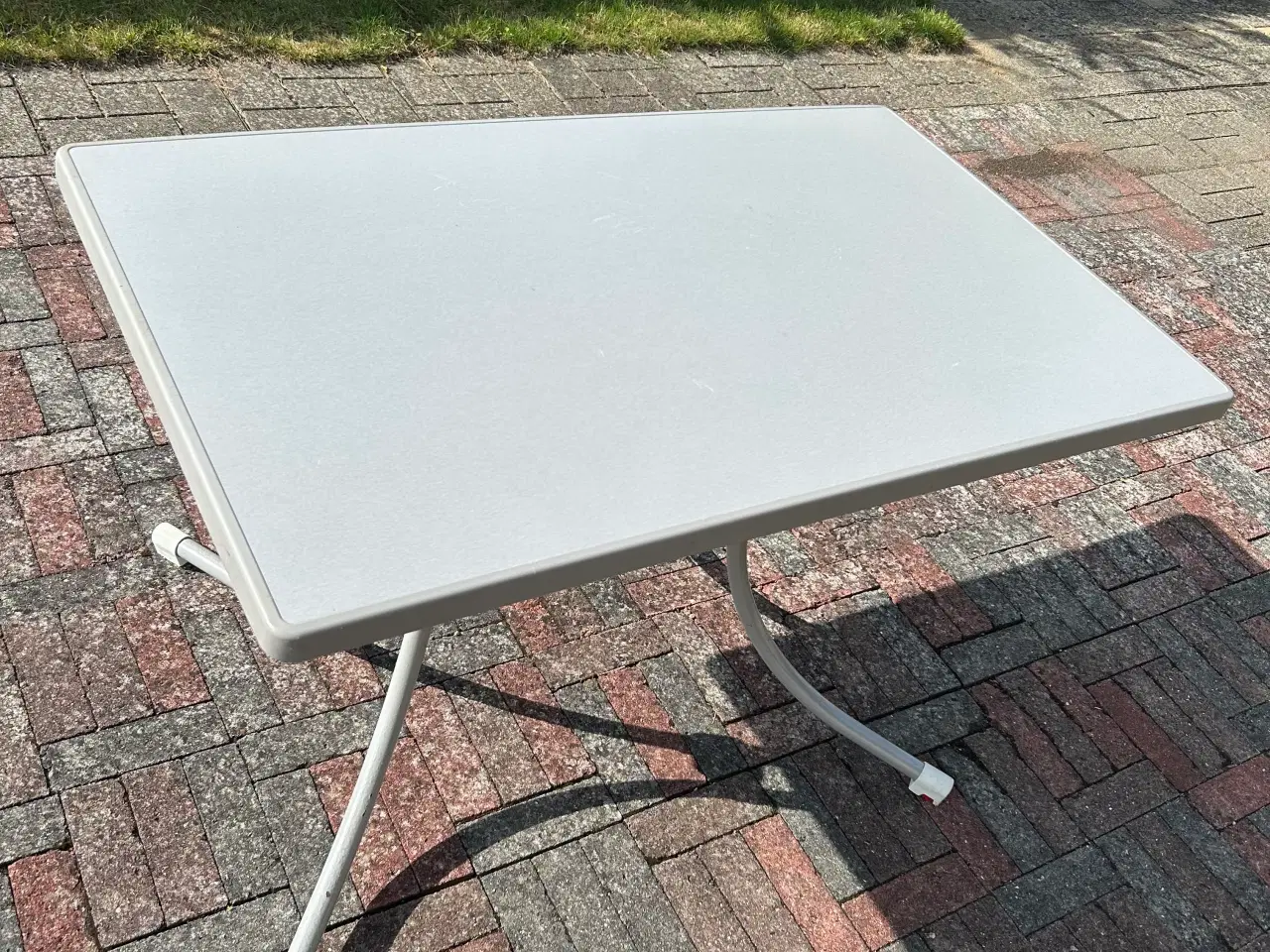 Billede 1 - Havebord