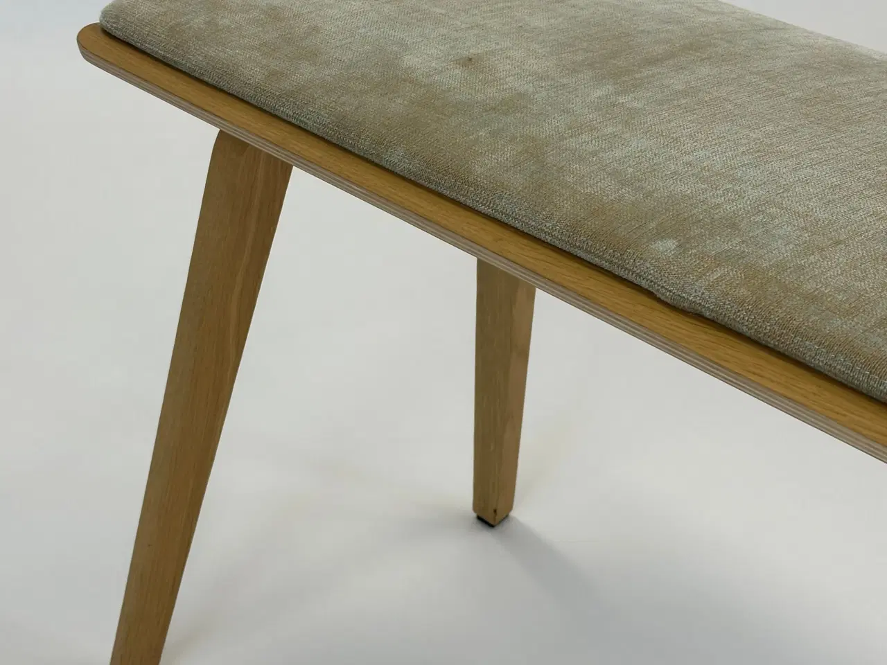 Billede 6 - Elegant Bænk i Egetræ m. Sædepolstring