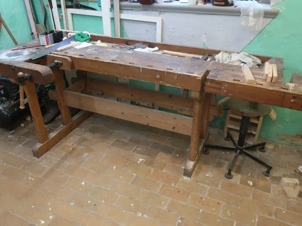 Billede 23 - Ryd hele værkstedet for løse dele