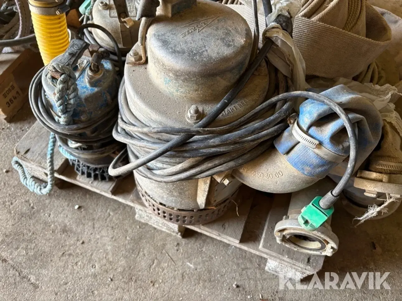 Billede 11 - Lot. Pumper Robot Pompen SPT Grundfos Honda 7 styk med brandslanger