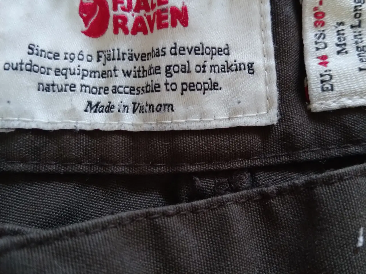 Billede 2 - Fjällraven bukser str. 46