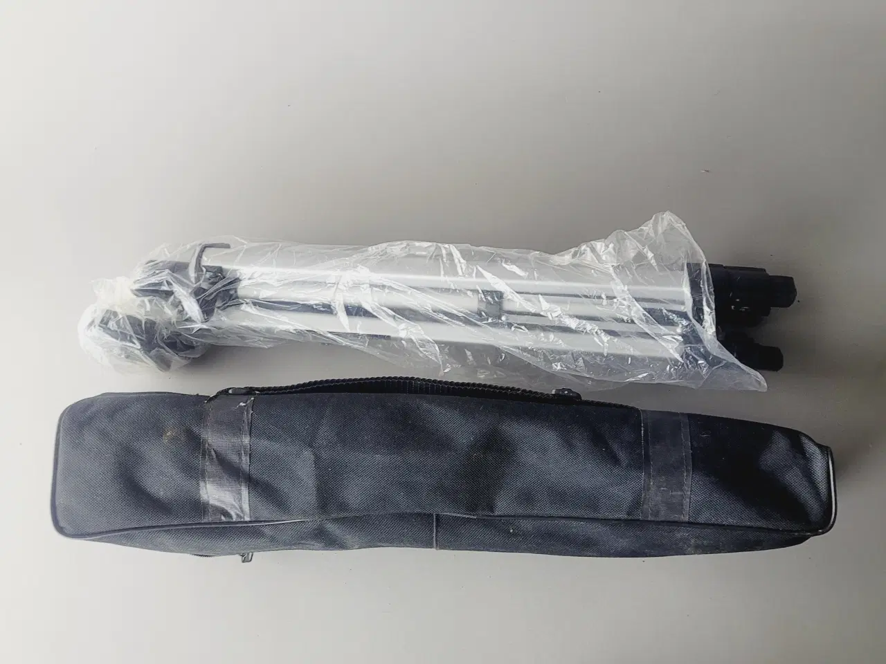 Billede 2 - ⭐️· 📸 Kamerastativ / Tripod (CN-1000)