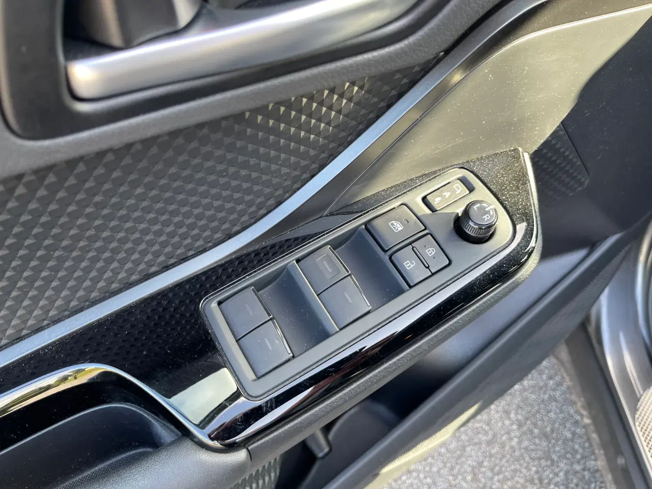 Billede 7 - 2023 Toyota C-hr 2.0 hybrid (184 hk) aut. gear