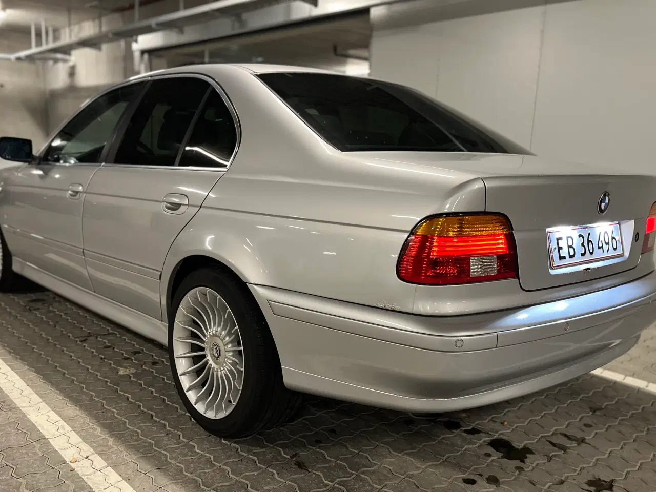 Billede 4 - BMW E39 530i • Facelift 2002 • 3.0 R6 • Stor udsty