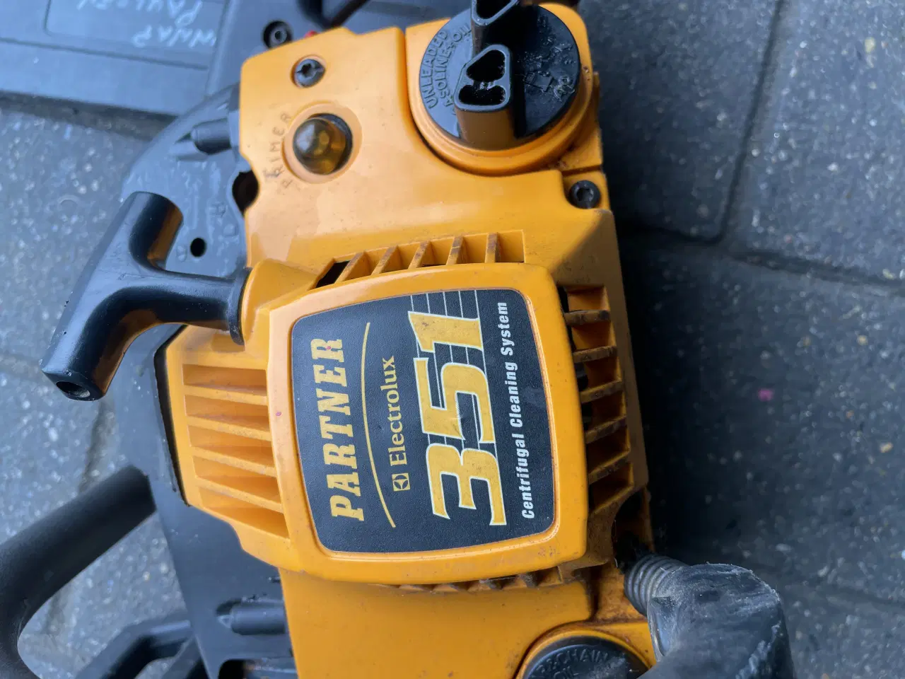 Billede 2 - Motorsav, virker som den Skal,