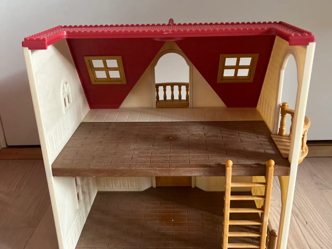 Billede 10 - Huse, kanin familie og tilbehør fra Sylvanian Fam