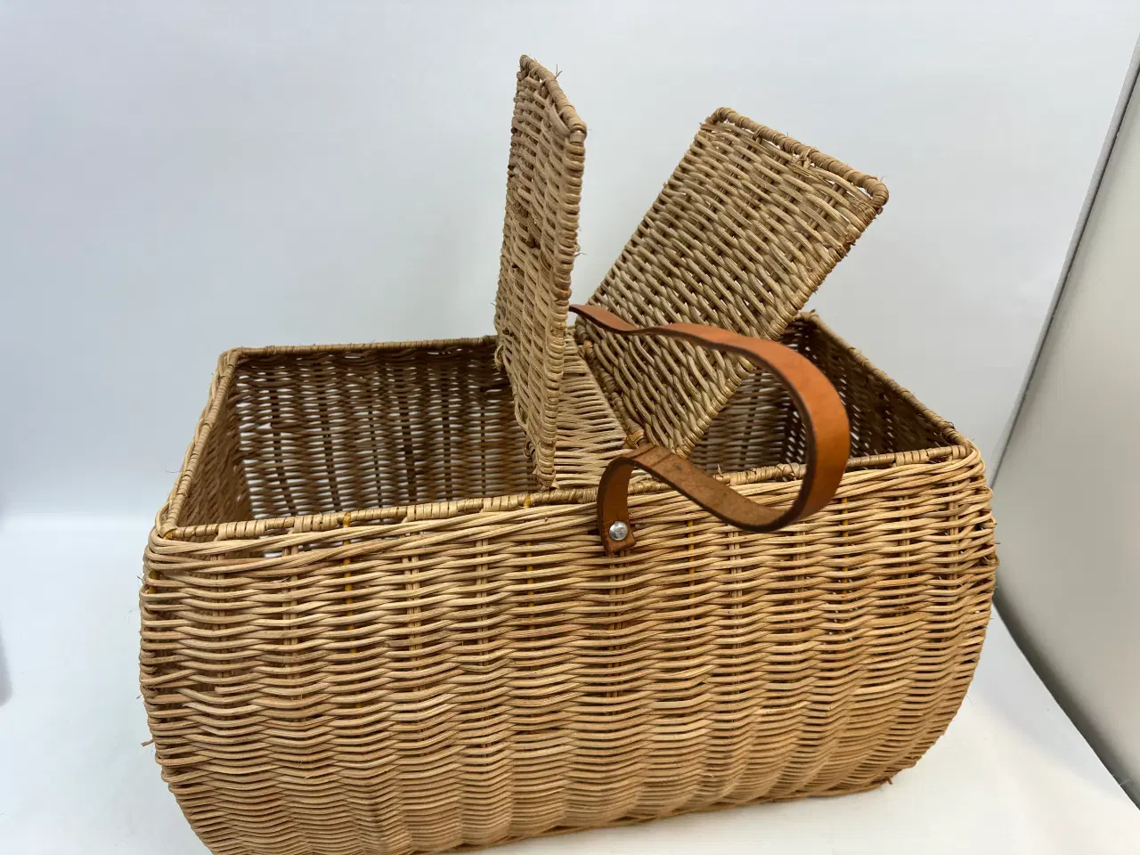 Billede 5 - Retro picknick kurv i flet