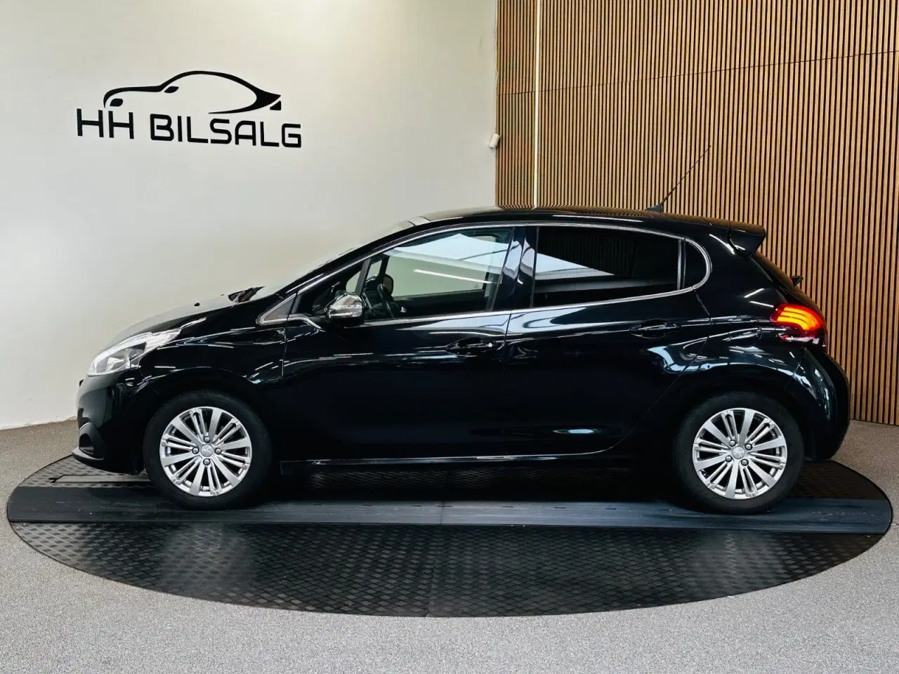 Billede 8 - Peugeot 208 1,6 BlueHDi 100 Desire Sky