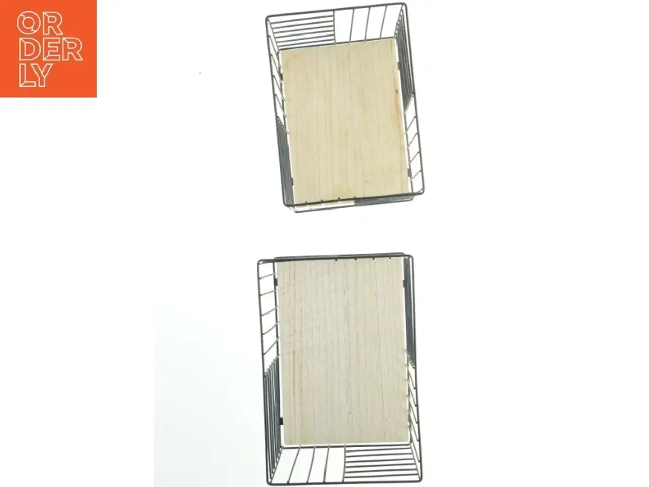 Billede 2 - Metaltrådkurve med træbund (str. 22x32x19 & 20x27x18 cm)
