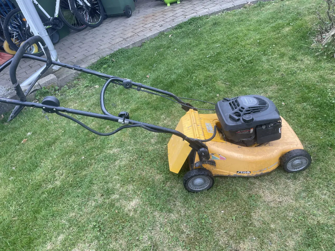Billede 1 - Stiga plæneklipper