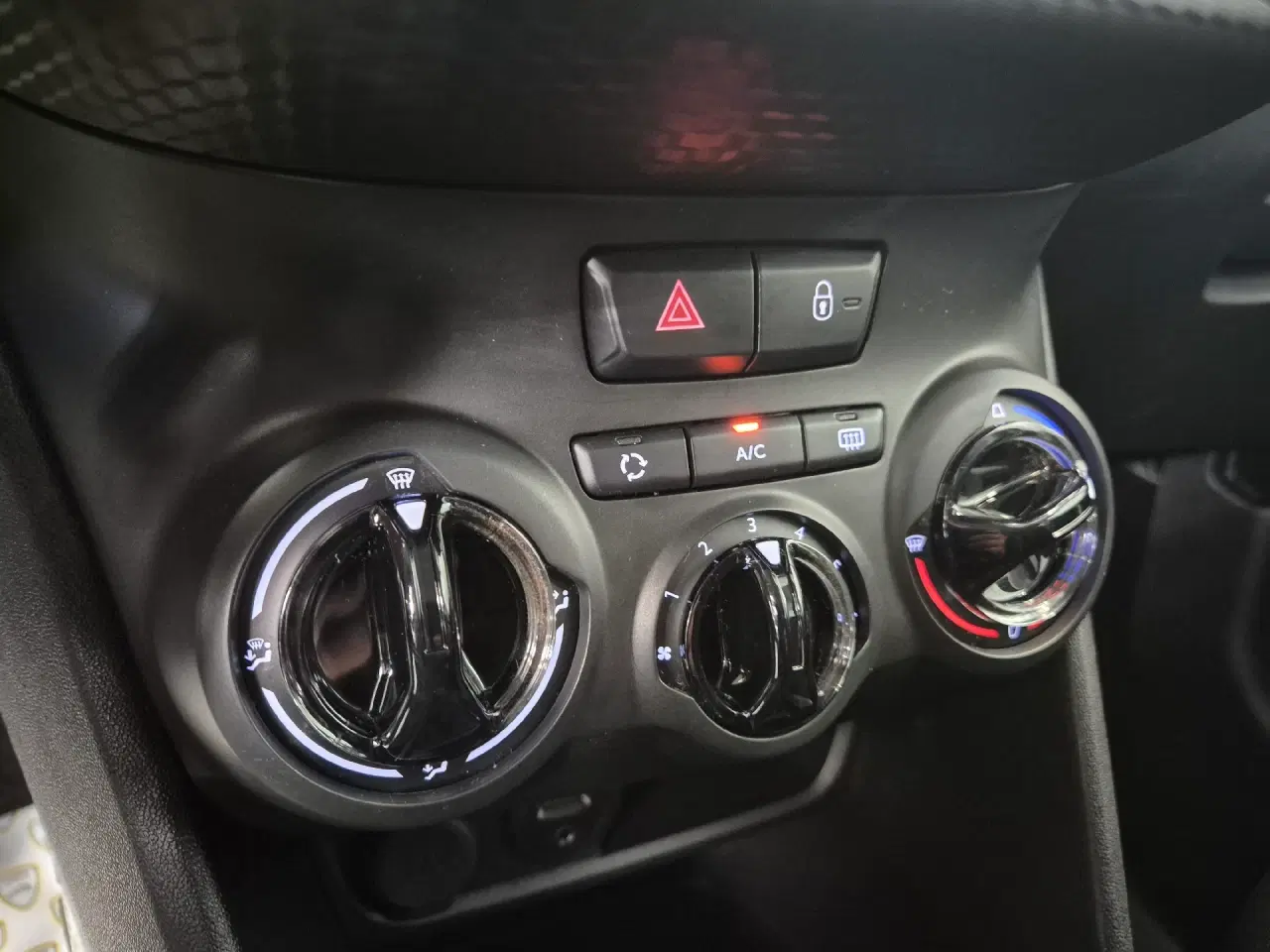 Billede 9 - Peugeot 2008 1,6 BlueHDi Chili 100HK