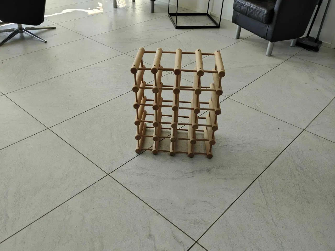 Billede 1 - Vin reol i træ